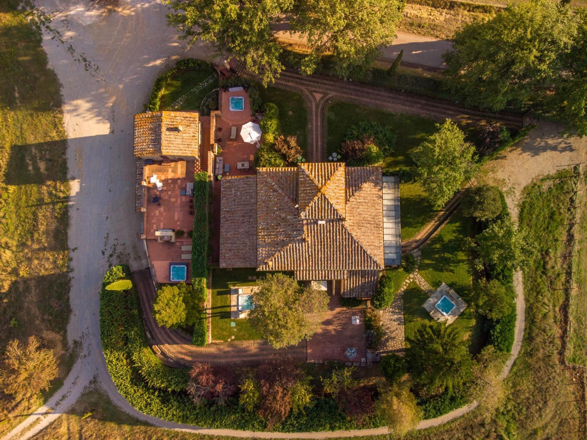 Relais La Martina Hotel Pietraviva Buitenkant foto