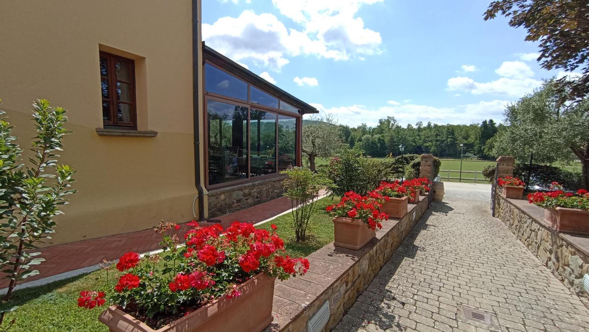 Relais La Martina Hotel Pietraviva Buitenkant foto